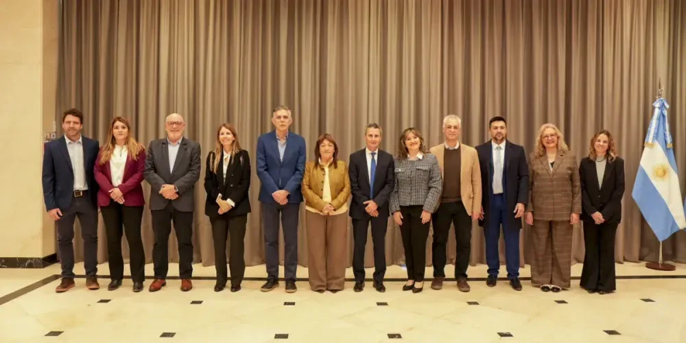 Glencore Pachón presentó en Calingasta un estudio sobre salud mental adolescente